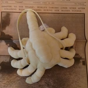 Facehugger